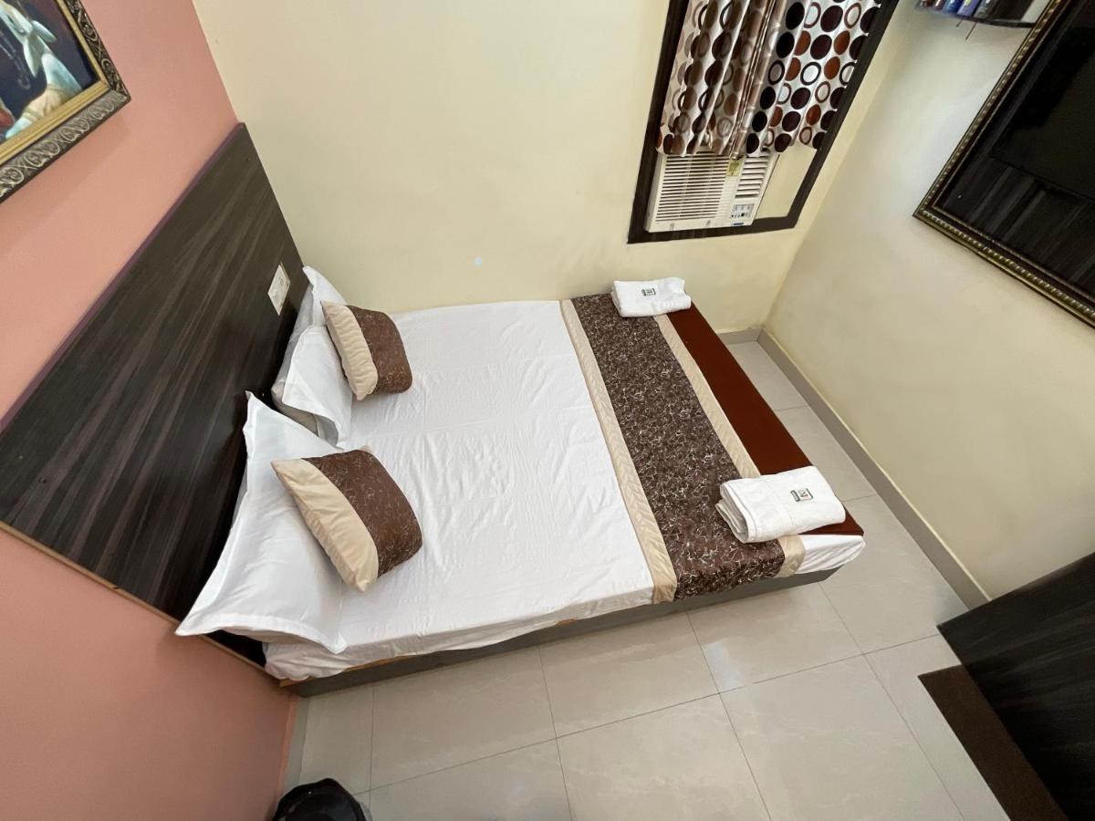 Vrindavan Comfort Inn Hajdarábád Exteriér fotografie