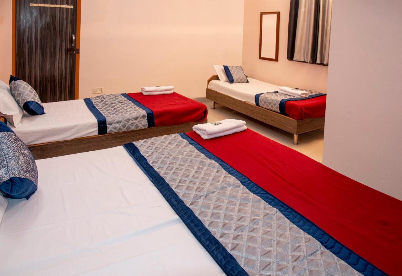 Vrindavan Comfort Inn Hajdarábád Exteriér fotografie
